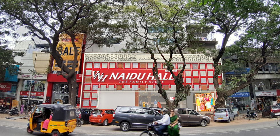 Naidu Hall The Family Store in Anna Nagar East,Chennai - Best